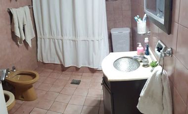 Casa en venta de 4 ambientes en Longchamps