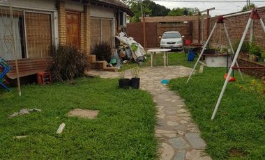 Casa en venta de 4 ambientes en Longchamps