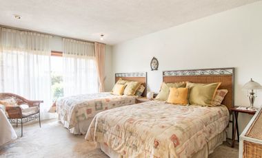OPORTUNIDAD Casa en VENTA en Bosque de las Lomas (Privada Real de las Lomas)