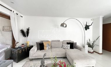 Casa en venta de 5 dorm. en Colina