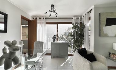 Casa en venta de 5 dorm. en Colina