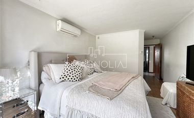Casa en venta de 5 dorm. en Colina