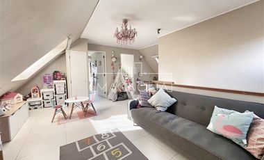 Casa en venta de 5 dorm. en Colina