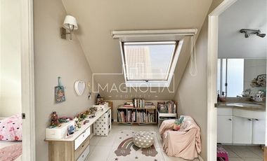 Casa en venta de 5 dorm. en Colina