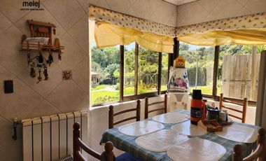 Se vende amplia casa en condominio sector Mantagua