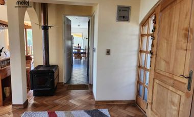 Se vende amplia casa en condominio sector Mantagua