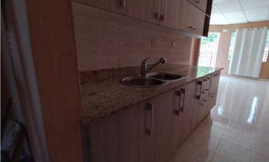 Se Vende Hermosa casa de esquina en Las Mañanitas, Los Nogales