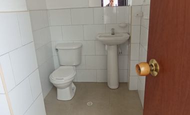 oficina en arriendo en el lago. Cod A51747