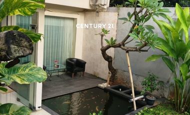 Rumah Sudah Renov Siap Huni Di Graha Raya AM 17805