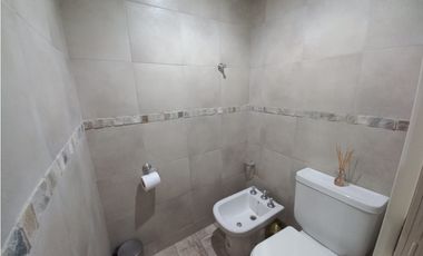 Departamento 2 Amb centro con COCHERA DOBLE , alquiler y venta