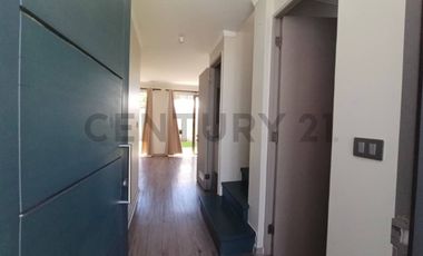 Se vende casa estilo mediterráneo en Buin