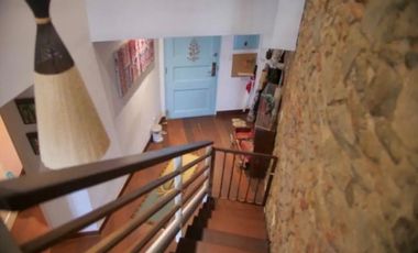 VENDO APARTAMENTO DUPLEX EN CASCO ANTIGUO. AM
