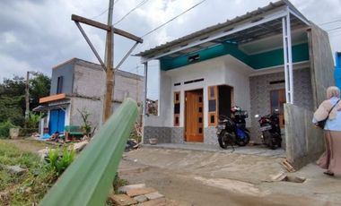 Rumah sangat murah Husus cash ya,akses motor saja,lokasi dekat stasiun Citayam