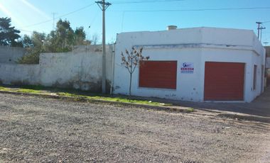 Casa con locales