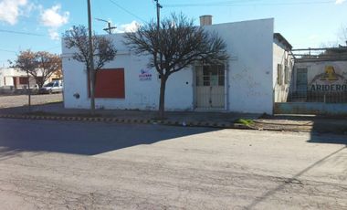 Casa con locales