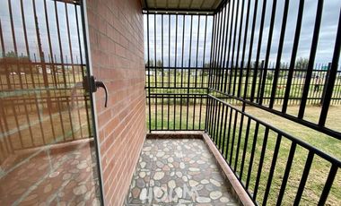 Apartamento Urbanización  La Finca ID: 121030r