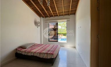 Casa en arriendo en conjunto campestre Makadamia, Manizales