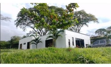 Casa en arriendo en conjunto campestre Makadamia, Manizales