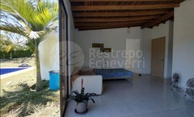 Casa en arriendo en conjunto campestre Makadamia, Manizales