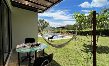 Casa en arriendo en conjunto campestre Makadamia, Manizales