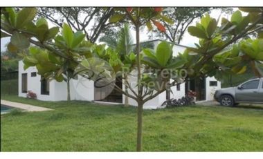 Casa en arriendo en conjunto campestre Makadamia, Manizales