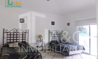 CASA EN VENTA  EN LOMAS DE COCOYOC