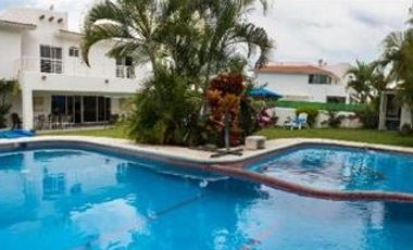 CASA EN VENTA  EN LOMAS DE COCOYOC