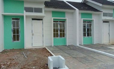 Over Kredit Rumah Dekat Unsera dan Universitas Falatehan Kramatwatu