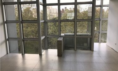 VENTA DE SEMIPISO DE OFICINA 70m2  VISTA PLENA A PLAZA MITRE