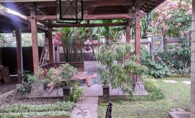Di Sewakan Rumah Adat Mewah Di Ketampon Kota Surabaya
