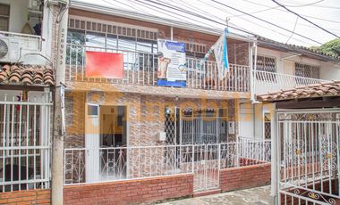 Casa a la venta en el Barrio Portal del Campestre, Girón