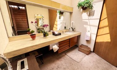 OPORTUNIDAD CASA VENTA CON BUNGALOW SUBDIVISIBLE