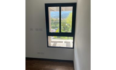 Apartamento Para Estrenar En El Retiro Excelentes Acabados