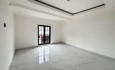 Rumah LB 120 Hadap Timur 12 Mnt ke Plasa Cibubur Siap KPR J-39807