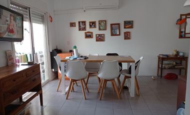DEPTO 3 AMB. C/BALCON - PISO 12