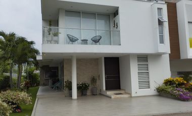 casa en venta en c.c punta colorados. Cod V2388