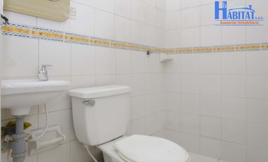 Venta Casa con apartaestudio, Urb. Filadelfia, Santa Marta.
