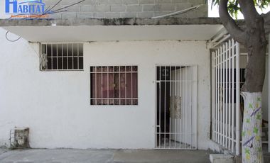 Venta Casa con apartaestudio, Urb. Filadelfia, Santa Marta.