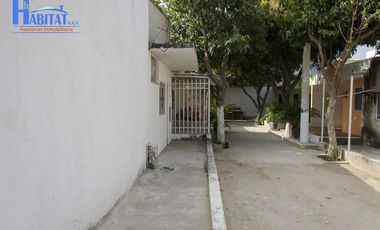 Venta Casa con apartaestudio, Urb. Filadelfia, Santa Marta.