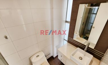 Se Vende Duplex !Descubre Tu Nuevo Hogar Con La Mejor Vista De Surco! 🌟