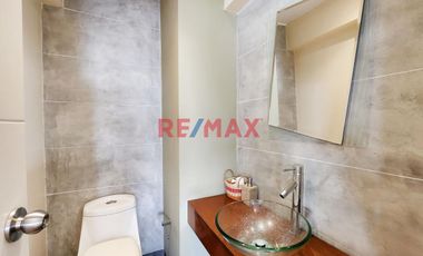 Se Vende Duplex !Descubre Tu Nuevo Hogar Con La Mejor Vista De Surco! 🌟