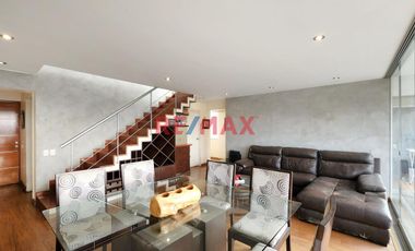 Se Vende Duplex !Descubre Tu Nuevo Hogar Con La Mejor Vista De Surco! 🌟