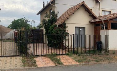 Casa 4D con piscina en Machalí