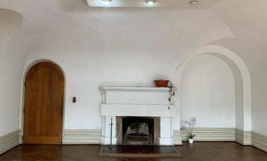 Exclusiva Casona de 450 m2 con 8 habitaciones en Miraflores