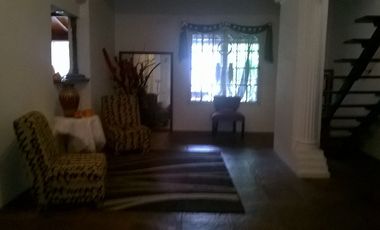 Chalet en venta en Bernal Oeste