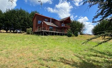 CASA EN VENTA IDEAL PARA TURISMO O VIVIENDA CHONCHI CHILOE