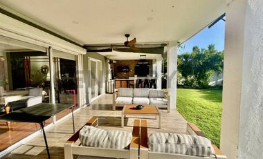 SE ARRIENDA HERMOSA CASA EN TIERRAS LINDAS