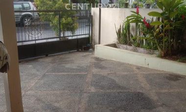 Rumah Asri 2LT, Carport 2 Mobil, Cluster Arcamanik Bandung