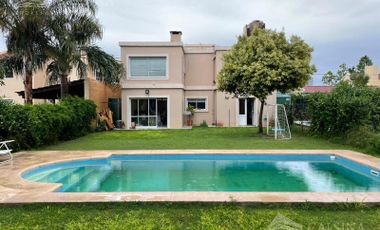 Casa en venta Prados de La Villa