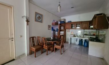 Disewakan Rumah Golden Vienna 2 BSD City Tangerang Area Nyaman Strategis Bagus Siap Huni